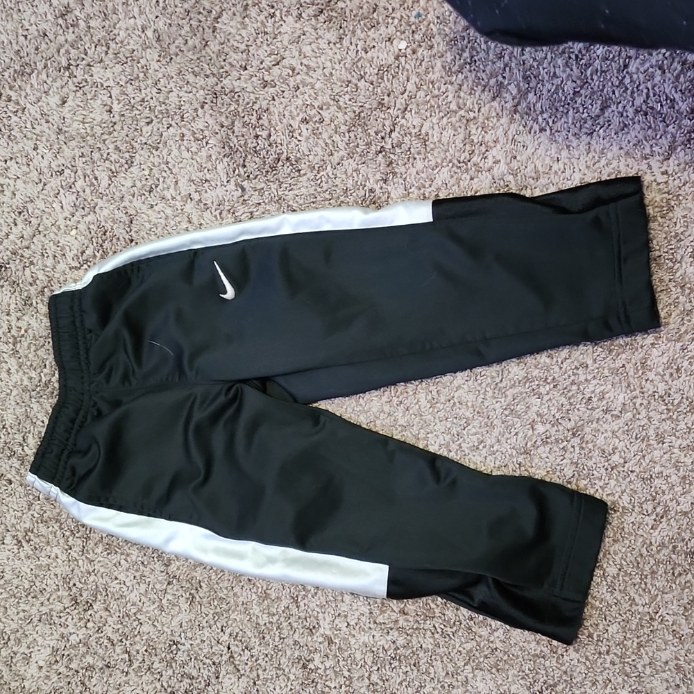 Boys nike pants